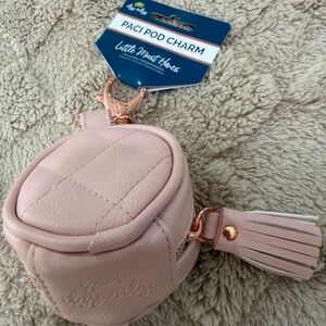 Itzy Ritzy Blush Paci Pod Charm